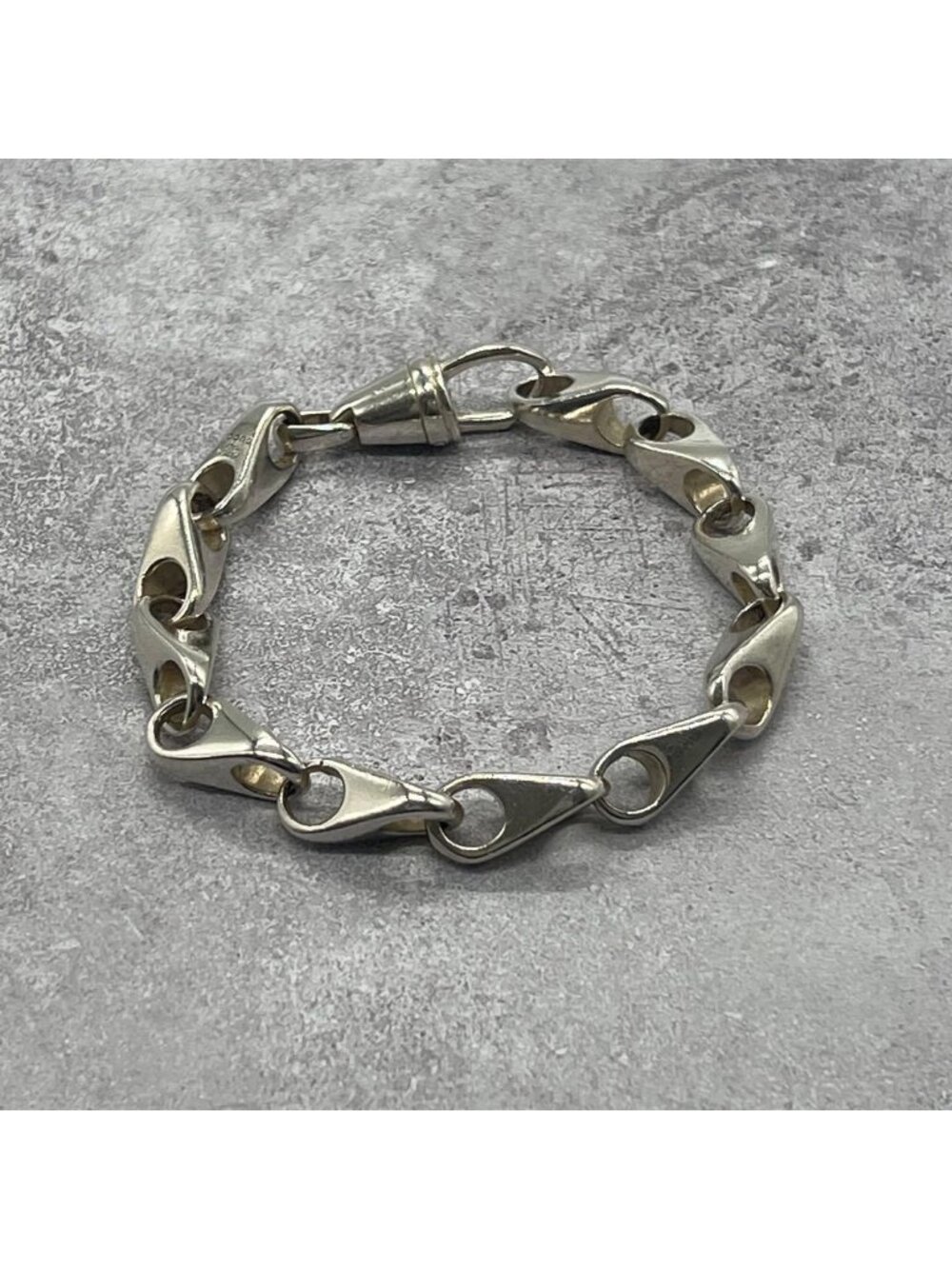 Gucci Teardrop Link Chain Bracelet